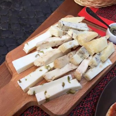 Antica Bottega al Duomo, tagliere di formaggi locali