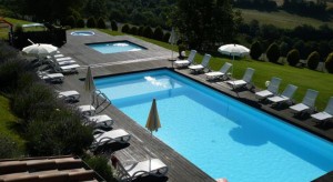 Relais Borgo San Faustino- la piscina