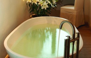 Palazzo Hotel Piccolomini- un pò di relax: la vasca
